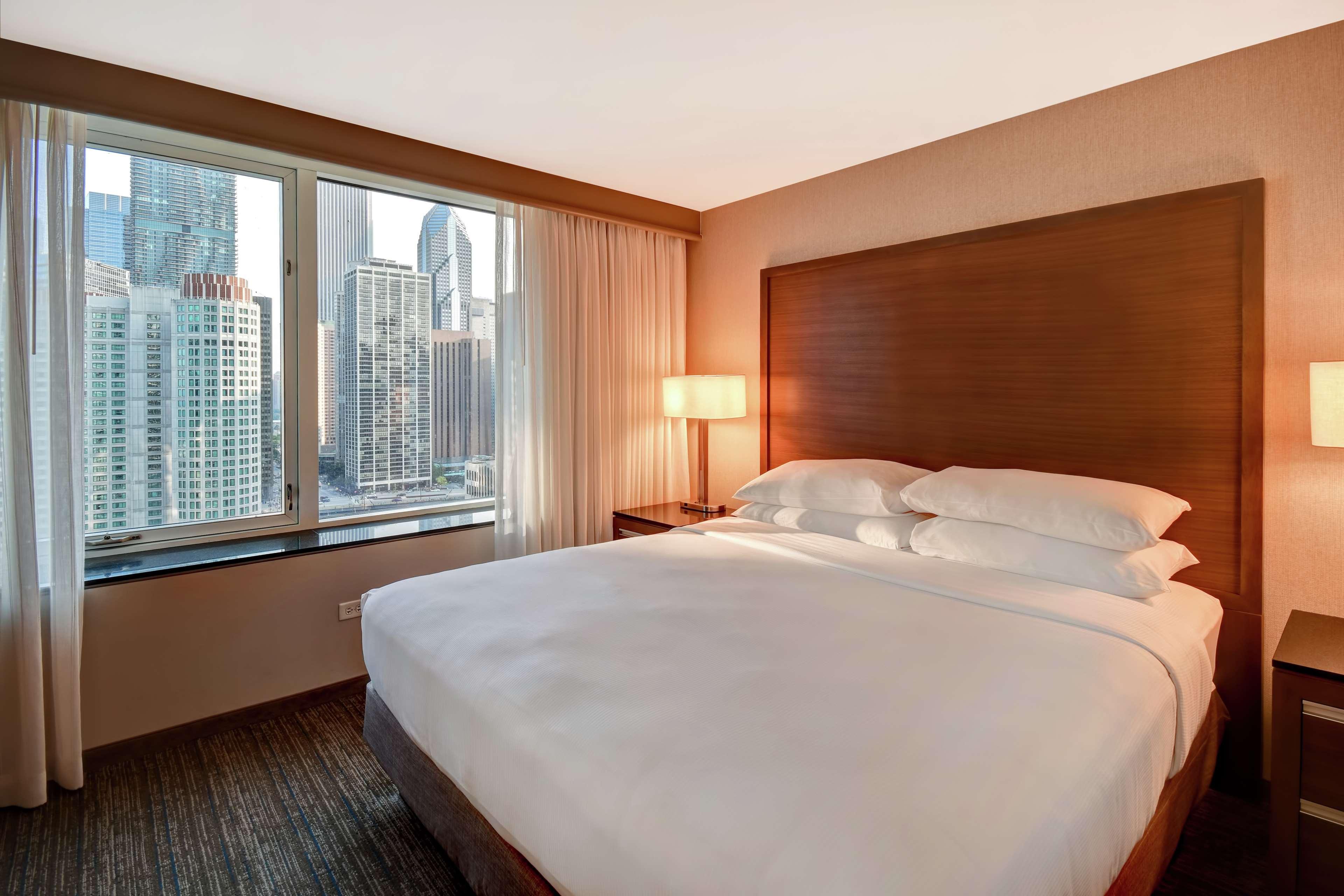 Embassy Suites By Hilton Chicago Downtown Magnificent Mile Kültér fotó
