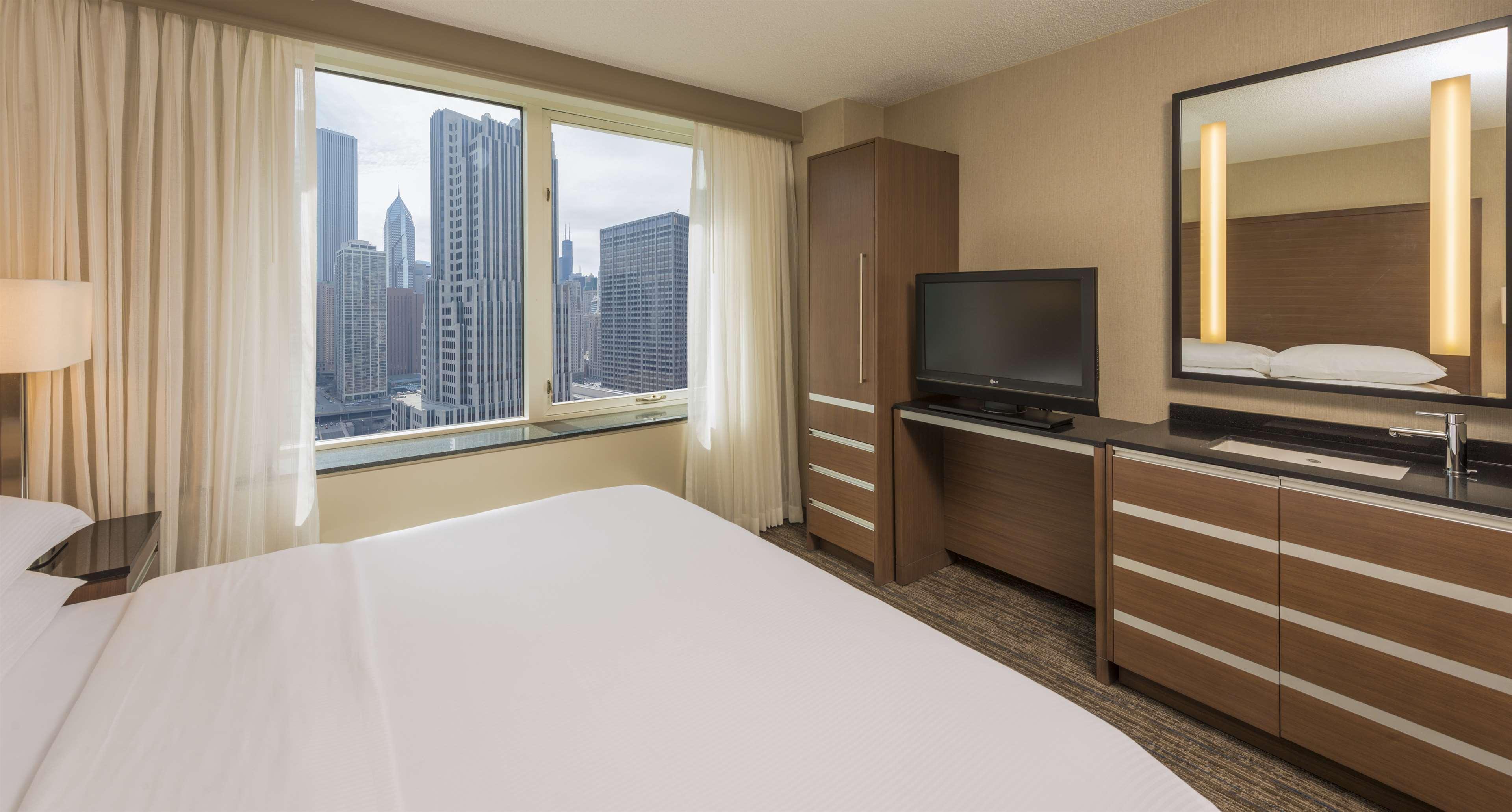 Embassy Suites By Hilton Chicago Downtown Magnificent Mile Kültér fotó
