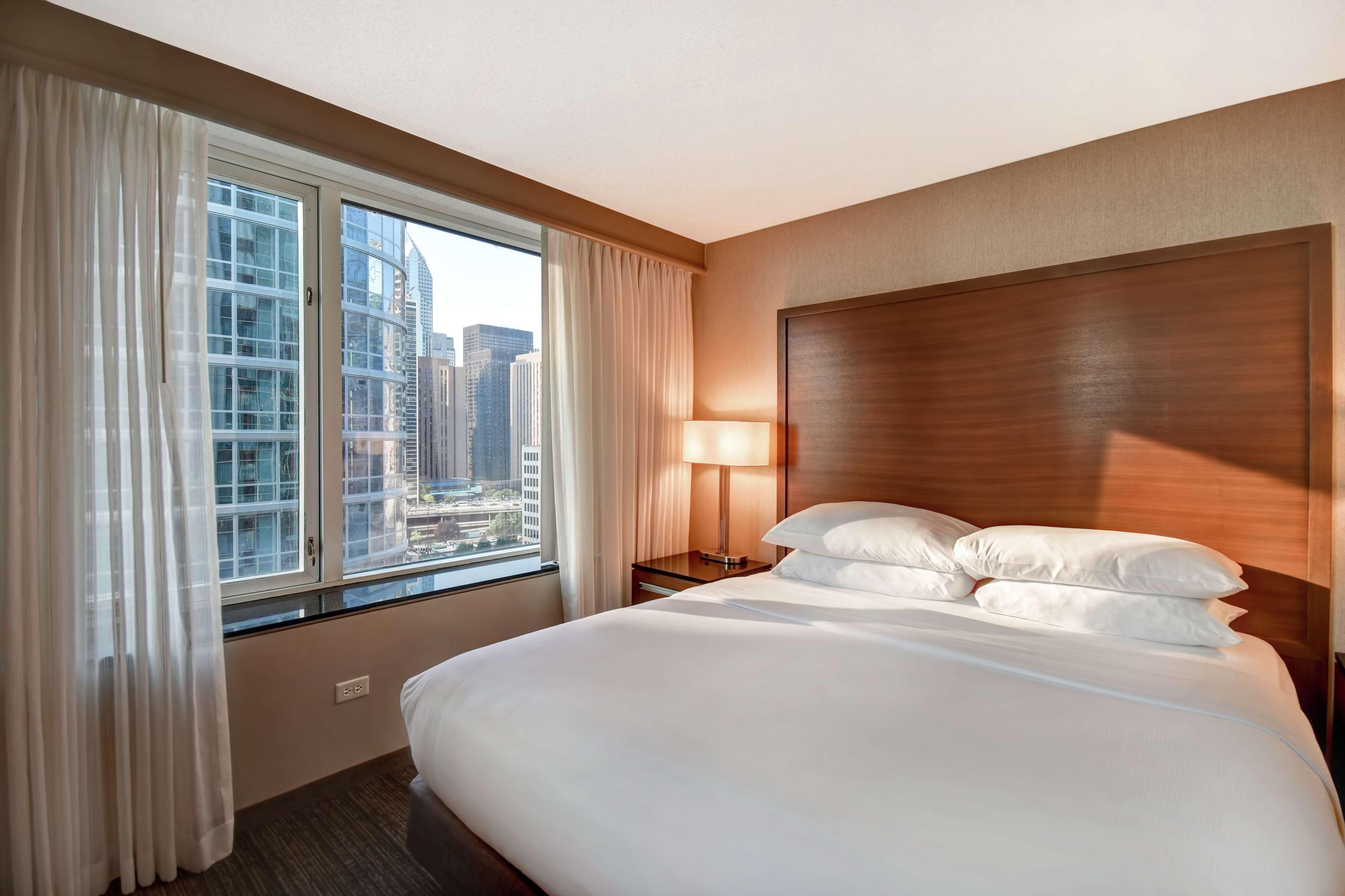 Embassy Suites By Hilton Chicago Downtown Magnificent Mile Kültér fotó
