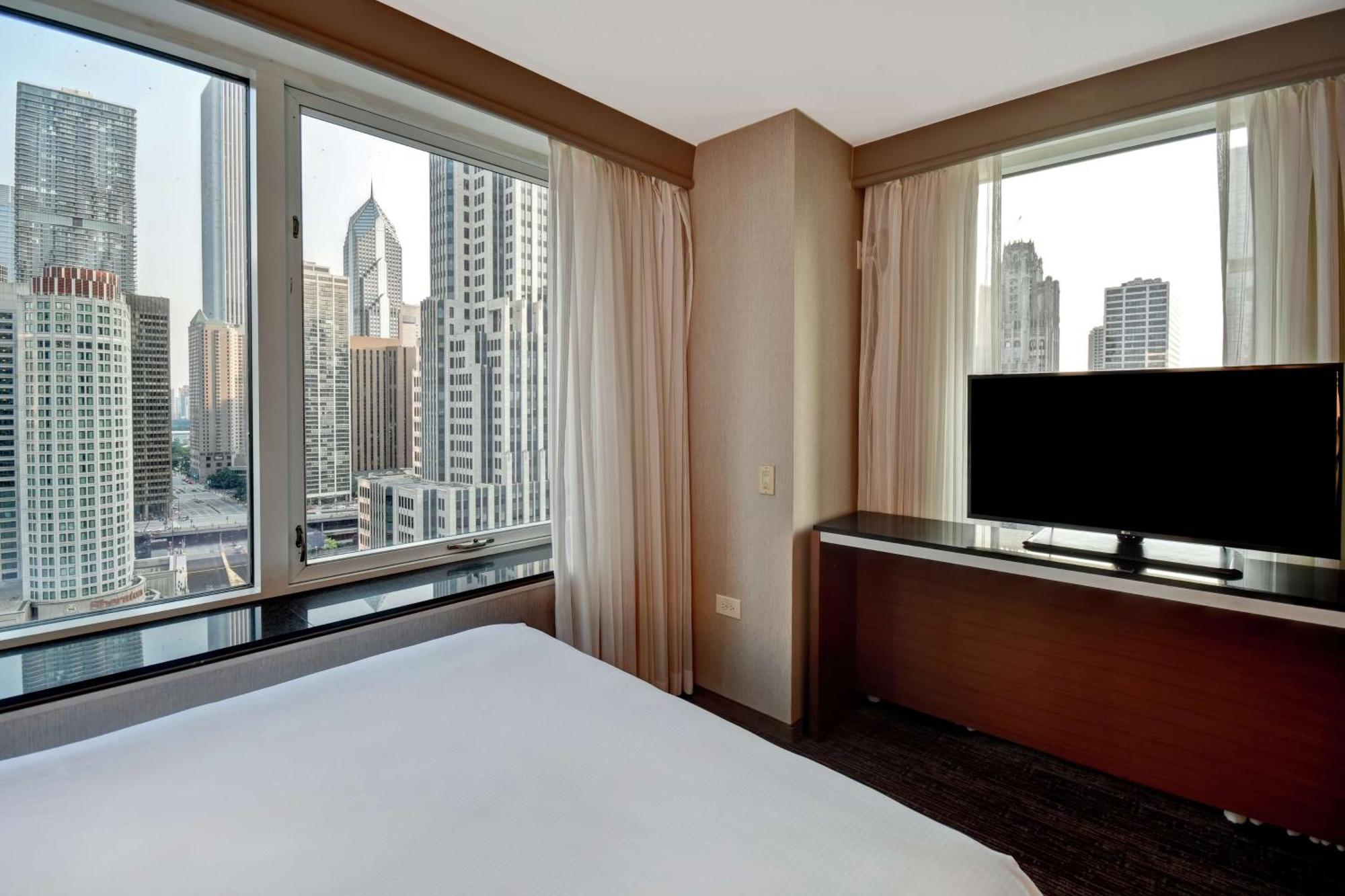 Embassy Suites By Hilton Chicago Downtown Magnificent Mile Kültér fotó