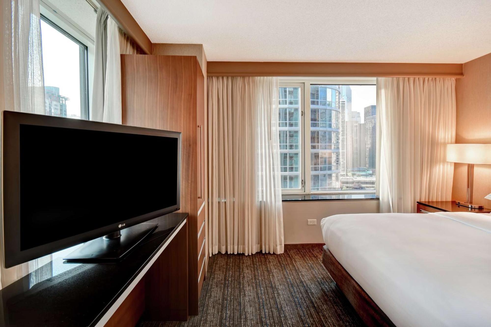 Embassy Suites By Hilton Chicago Downtown Magnificent Mile Kültér fotó