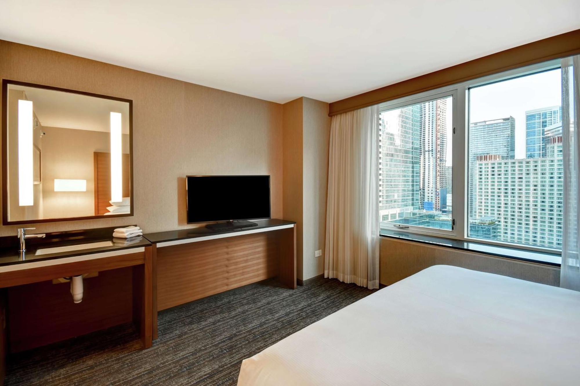 Embassy Suites By Hilton Chicago Downtown Magnificent Mile Kültér fotó