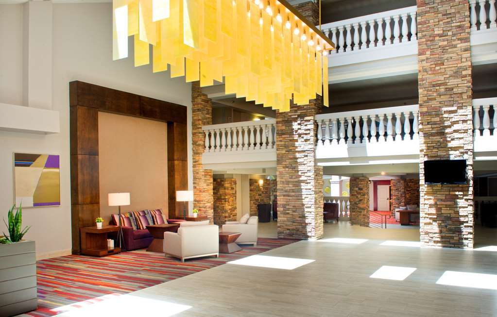 Embassy Suites By Hilton Chicago Downtown Magnificent Mile Beltér fotó
