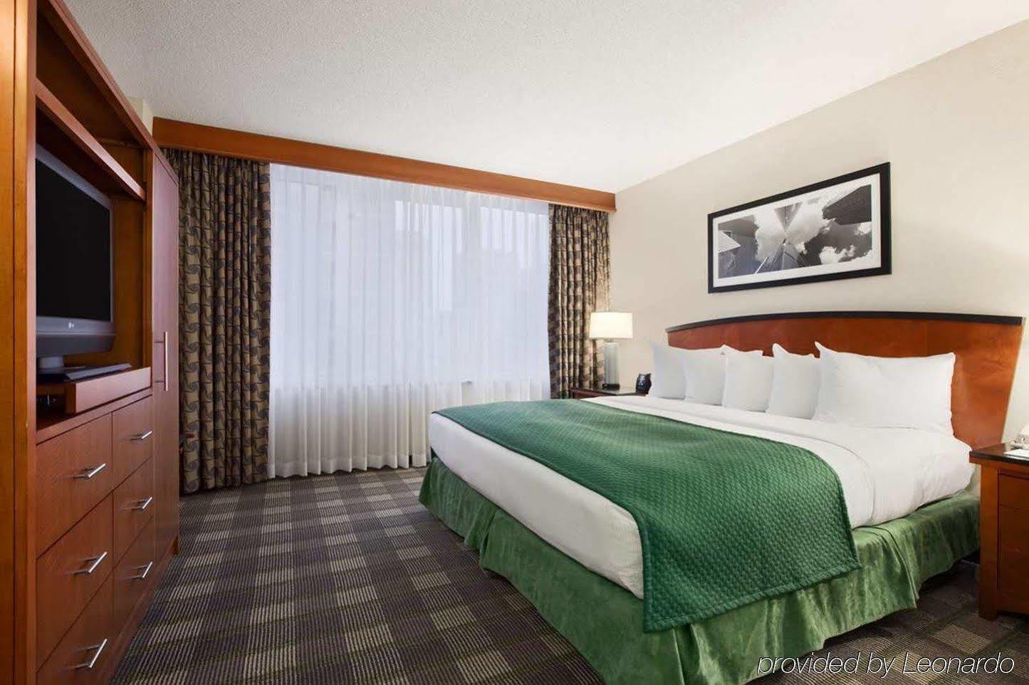 Embassy Suites By Hilton Chicago Downtown Magnificent Mile Szoba fotó